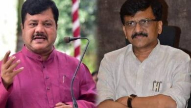 pravin darekar and sanjay raut