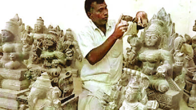 indian sculptor