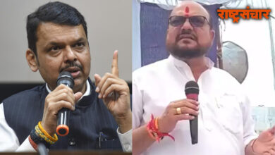 Gulabrao patil and Devendra Fadnavis